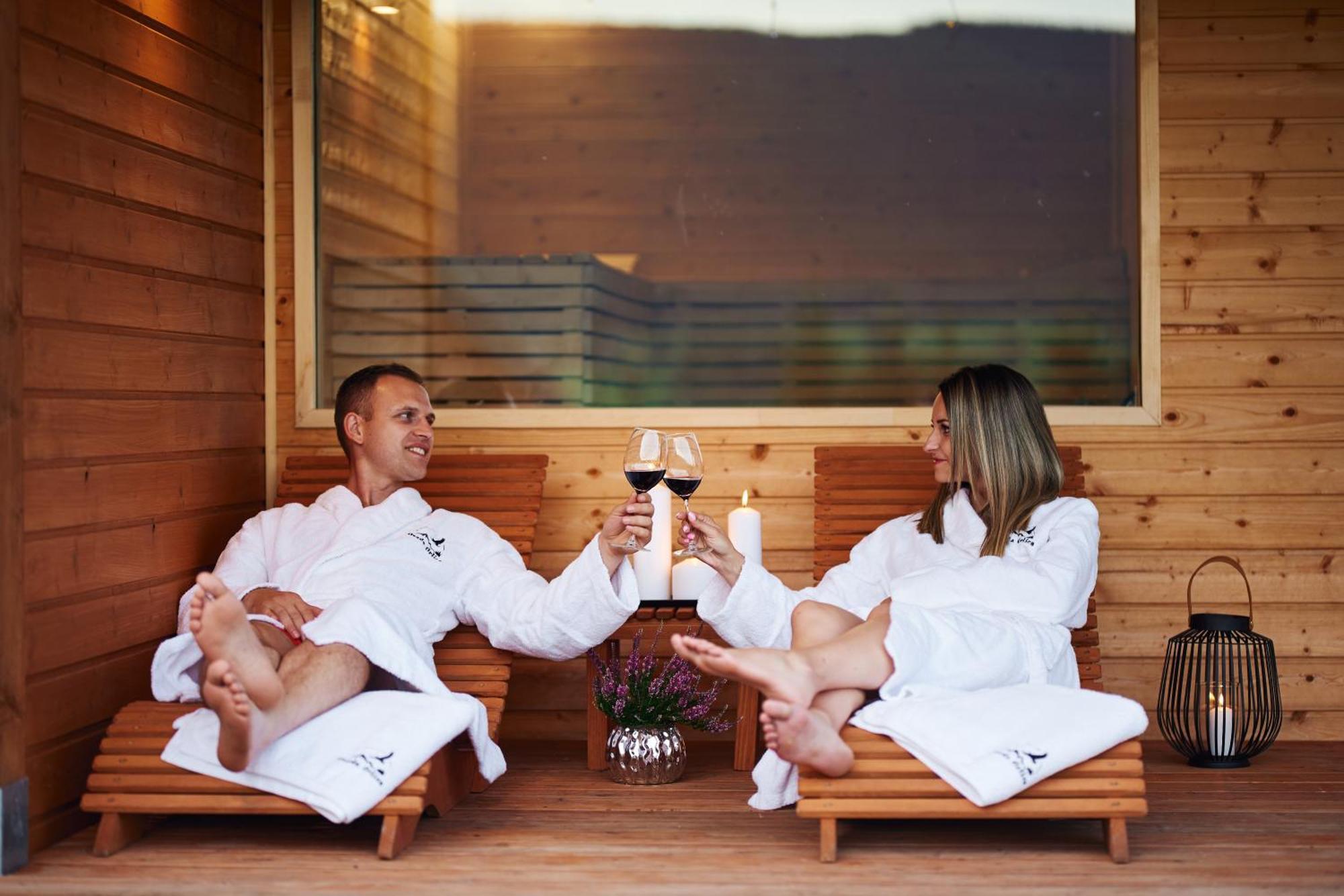 Lasowka Osada Orlica Klimatyczne Domki Z Widokiem Na Gory I Termalnym Spa Sauna Jacuzzi 4 Km Od Zieleniec Ski Arena מראה חיצוני תמונה