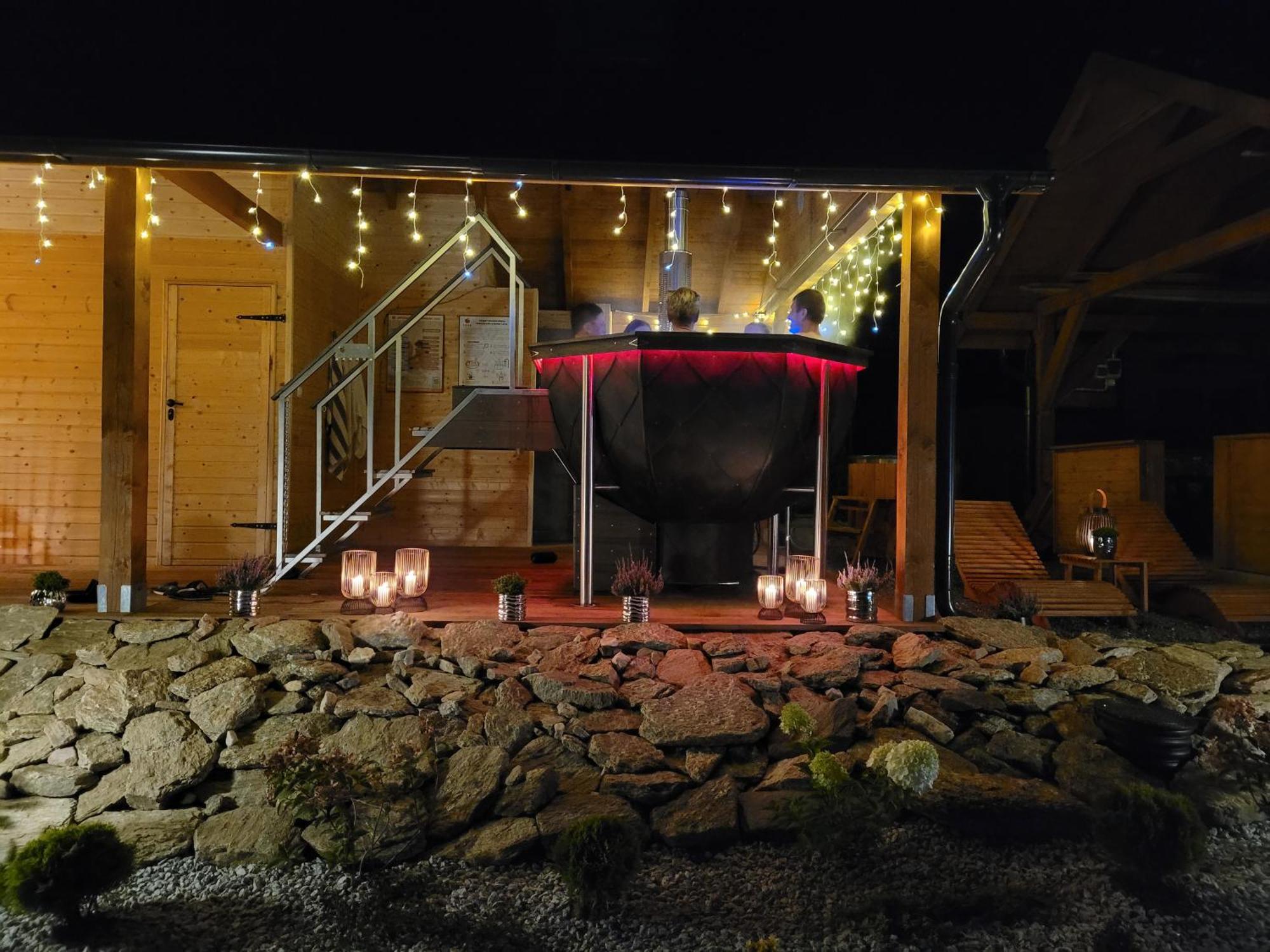 Lasowka Osada Orlica Klimatyczne Domki Z Widokiem Na Gory I Termalnym Spa Sauna Jacuzzi 4 Km Od Zieleniec Ski Arena מראה חיצוני תמונה